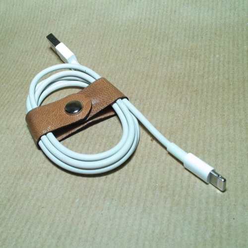 8の字コードバンド（コードクリップ）本革 【6個＋1個の限定販売