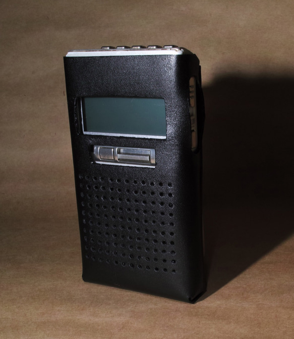 ポケットラジオ用 革ケース（SONY XDR-63TV、牛・黒） 007