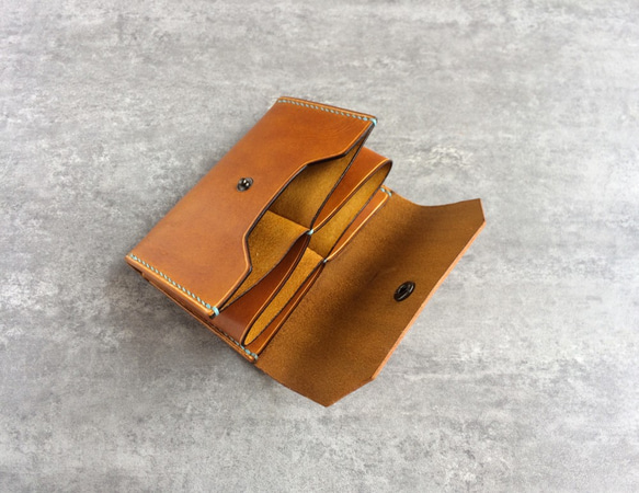 简约黃棕色手工牛皮名片夾 / 零錢包 / leather card wallet 第2張的照片