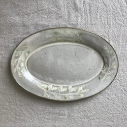 粉ひきのオーバル皿(ミモザ柄) 2枚目の画像