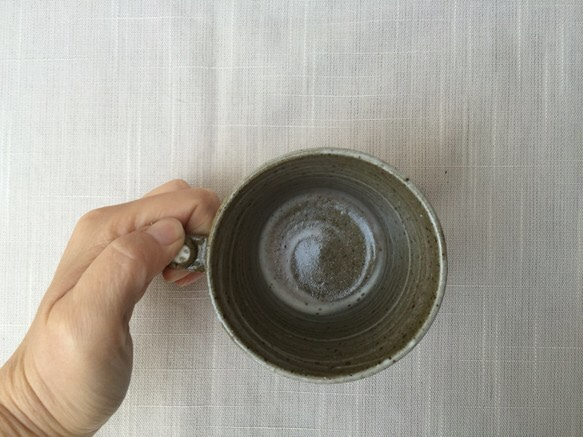 粉引きのマグカップ（しのぎ） 4枚目の画像