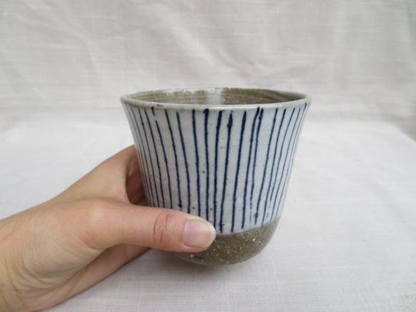 焼酎カップ（青シマシマ） 2枚目の画像