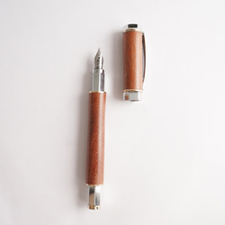 Fountain Pen with Handmade Wooden Cap and Barrel 1枚目の画像
