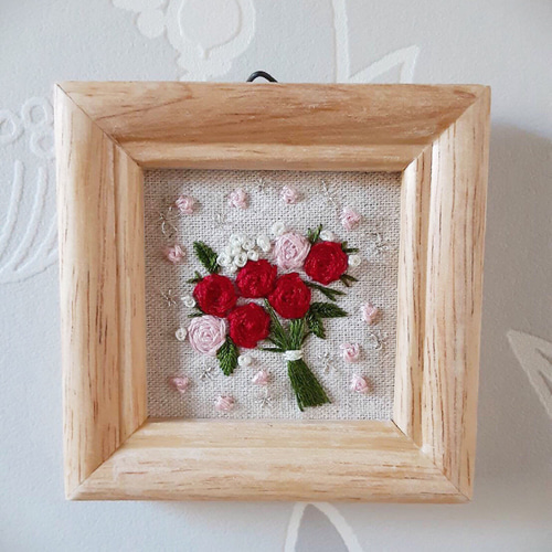 バラ刺繍　額縁 バラ刺繍額縁
