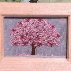 刺繍フレーム 桜 桜の木 インテリア雑貨 壁飾り 2枚目の画像