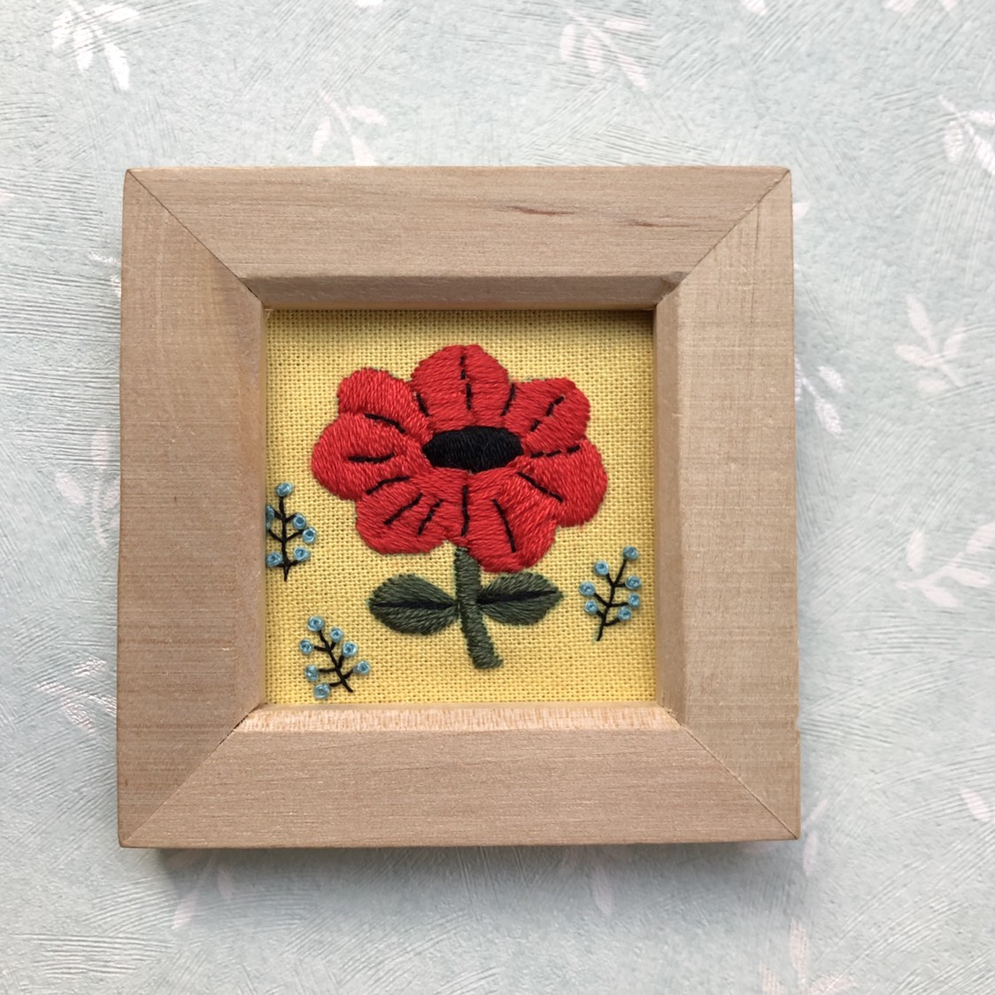 一点物】花束刺繍の壁掛け/受注オーダー - yuineArt | minne