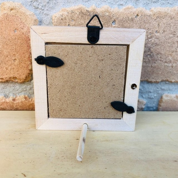 刺繍フレーム お花の刺繍 かすみ草 壁飾り インテリア雑貨 ハンドメイド 贈り物 プレゼント 3枚目の画像