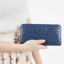 《一番人気！選べる7色》ラウンドファスナー・長財布☆彡大容量・カード12枚収納・クロコダイル型押しレザー・くすみカラー 6枚目の画像