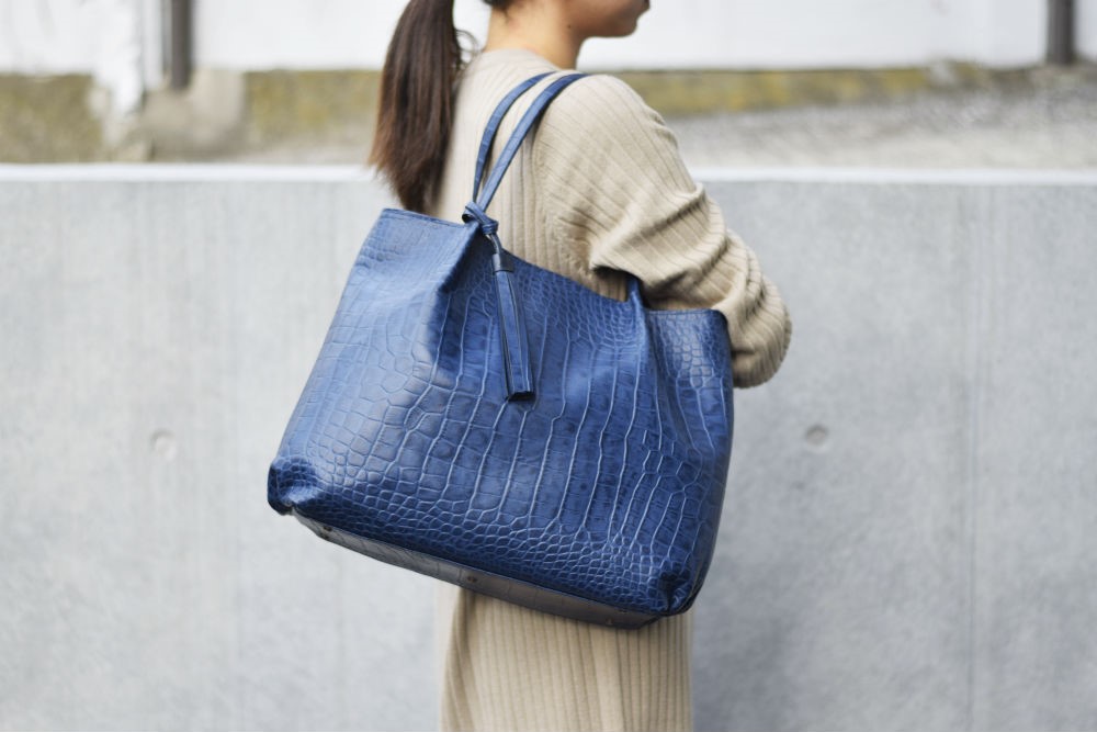 ふんわりタックトート(L)☆彡ネイビー・受注製作・Ａ4サイズ 17,316円