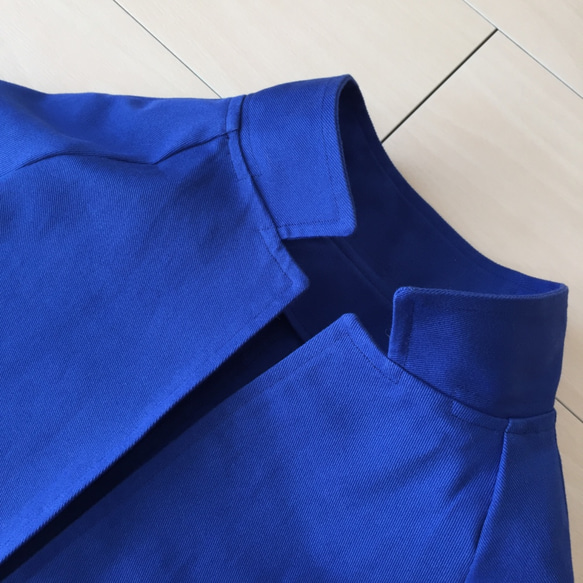 ちいさい襟のハンサムコート　コットンツイル　一枚仕立て　ラグラン袖 ブルー 8枚目の画像