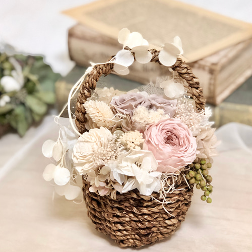 幸せの♡花かご〜フラワーアレンジメント プリザーブドフラワー 幸せの♡花かご〜フラワーアレンジメント プリザーブドフラワー