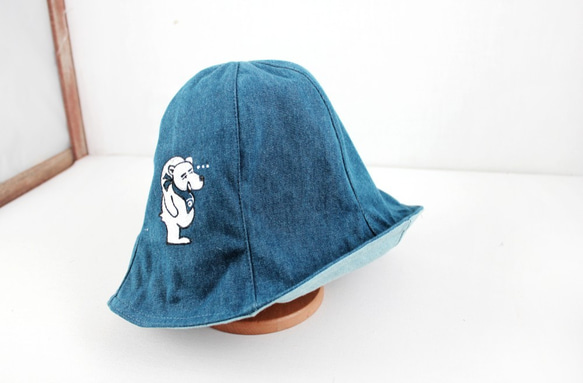 【免運】賊賊的貪吃北極熊 單寧牛仔漁夫帽  Bucket Hat 情侶 親子 家庭 第4張的照片