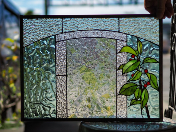 「さくらんぼ」ステンドグラスのパネル 1枚目の画像