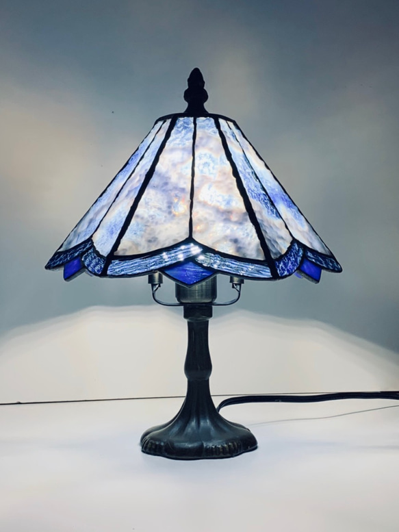 アナ雪みたいなランプ」ステンドグラス 照明 スタンドライト・テーブル