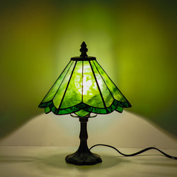 ステンドグラス ナイトスタンド ナイトライト カラフル 見飽きない配色 幻想的緑 ステンドグラス ナイトスタンド ナイトライト カラフル 見飽き