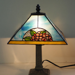 「紫陽花のランプ」照明　ステンドグラス 3枚目の画像