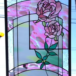 「大きいバラ、小さいバラのステンドグラスパネル」アンティークガラス 3枚目の画像