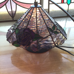 「バラのランプ」ステンドグラス、ランプ 3枚目の画像