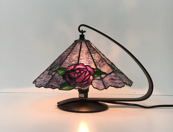 「バラのランプ」ステンドグラス、ランプ 4枚目の画像