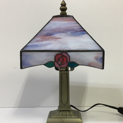 「4色のバラのステンドグラスランプ」照明　薔薇のランプ 7枚目の画像