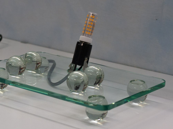 「新春」・ステンドグラスランプ・照明　迎春　お正月飾り 5枚目の画像