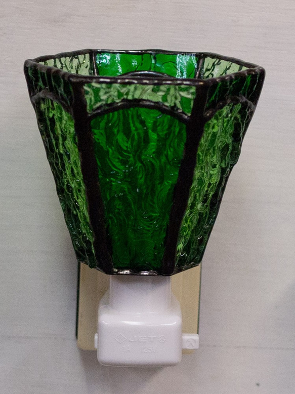 「おやすみランプ・グリーン系六面体」ステンドグラス・照明・緑色・フットランプ 3枚目の画像