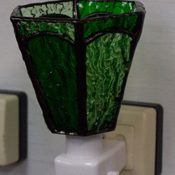 「おやすみランプ・グリーン系六面体」ステンドグラス・照明・緑色・フットランプ 4枚目の画像