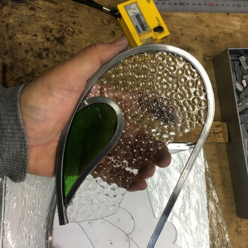葉っぱのステンドグラスパネル no.2」ステンドパネル・ケイム組み