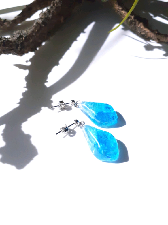 琉球ガラス&樹脂】※受注制作※沖縄宮古島の海の色宮古ブルー ピアス