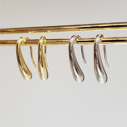 再販 ❅S925純銀製 シンプル雫のピアス  ゴールド／シルバー 1枚目の画像