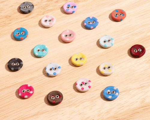 くるみボタンです。 くるみボタン 18mm｜2つ穴くるみボタンの卸通販 《タカシマ》