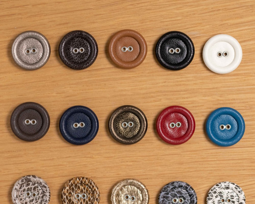 くるみボタンです。 0_6acdc7f2705e1f4fc4575ab897e6