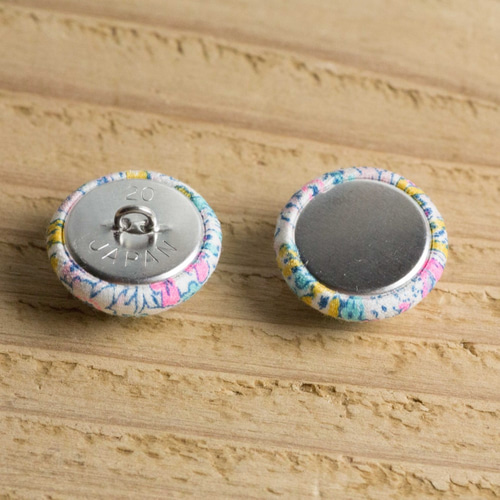 フランス製ファブリックでクルんだ山高くるみボタン (2ケセット