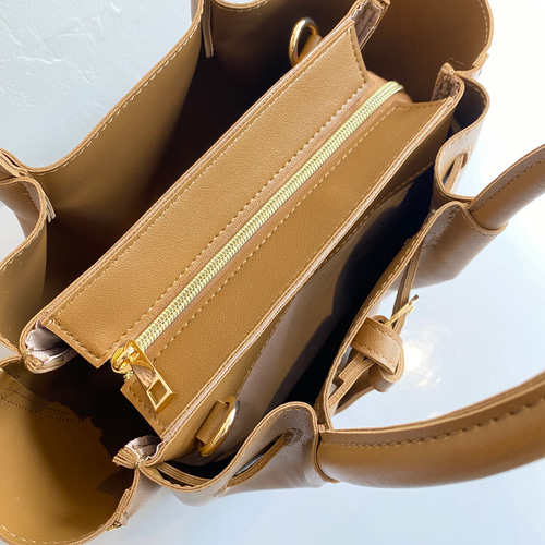 CELLERINI ベルトデザイン トートバッグ 2way 南京錠付き キャメル