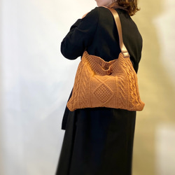 【SALE】2way ニットbag キャメル 2枚目の画像