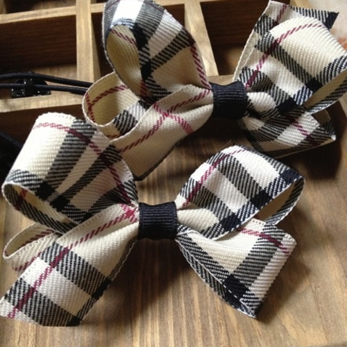 バーバリー風チェックのヘアゴム 子供服 ayamami 通販 230225｜Creema