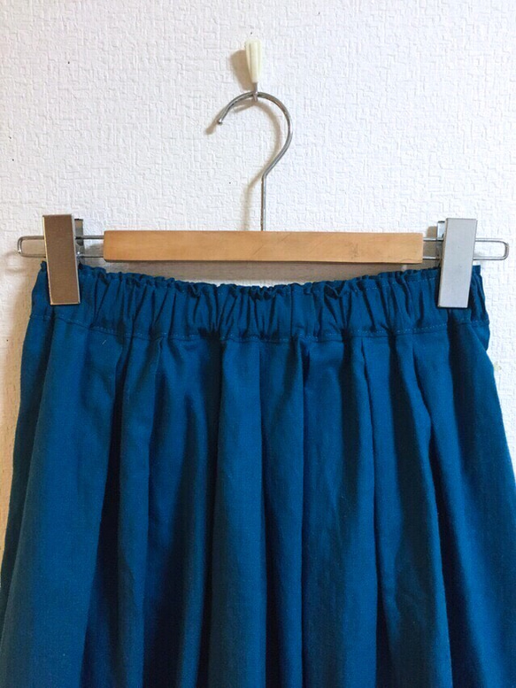 【ゆったりサイズ】cottonリネンのロングスカート ターコイズブルー 2枚目の画像
