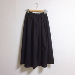 【ゆったりサイズ】cottonリネンのロングスカート ブラック 1枚目の画像