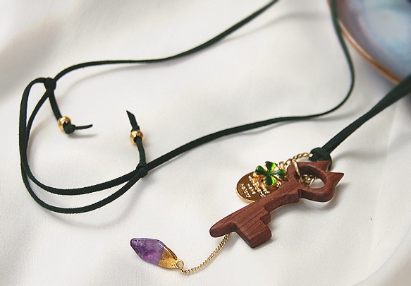 木製　猫の鍵型ネックレス #03 3枚目の画像