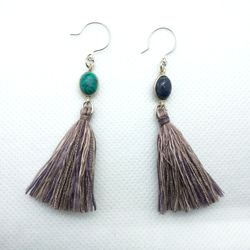 ❰NEW只今値下げ中❱天然石草木染め絹糸タッセルピアス ラピスラズリ ターコイズ 3枚目の画像