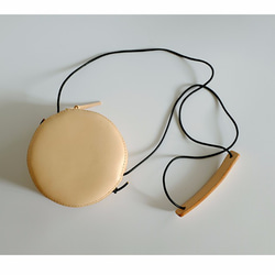 LUYL ショルダーバッグ 円形のかばん 手作り復古デザイン フリンジ 送料無料 イタリア植なめし革 3枚目の画像