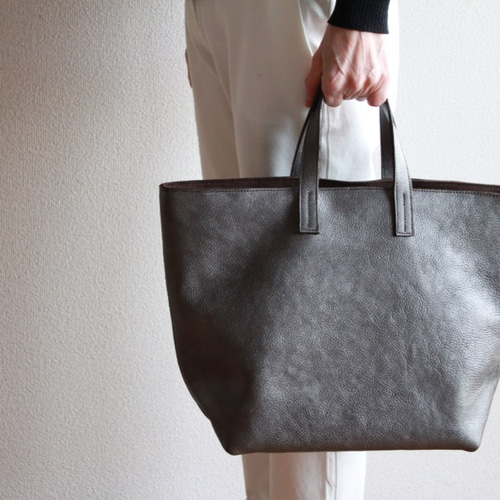 ガンメタレザー トートバッグS トートバッグ Green thumb 通販｜Creema  