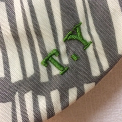 刺繍名入れ可能 まんまる ベビースタイ 個性的柄×ワッフル生地 3枚目の画像