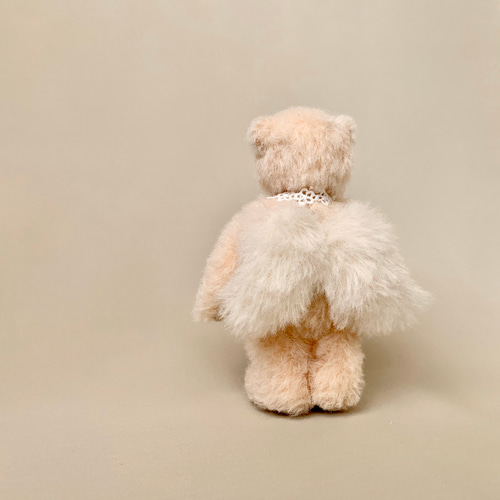 手のひらサイズのテディベア（エンジェル） ぬいぐるみ POLARIS BEAR