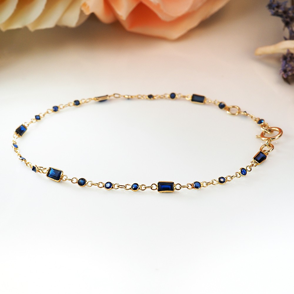 ||ラウンドカットのフルサファイア付きロングカット||正の18KイエローゴールドKカラーの非常に細かい繊細なブレスレット