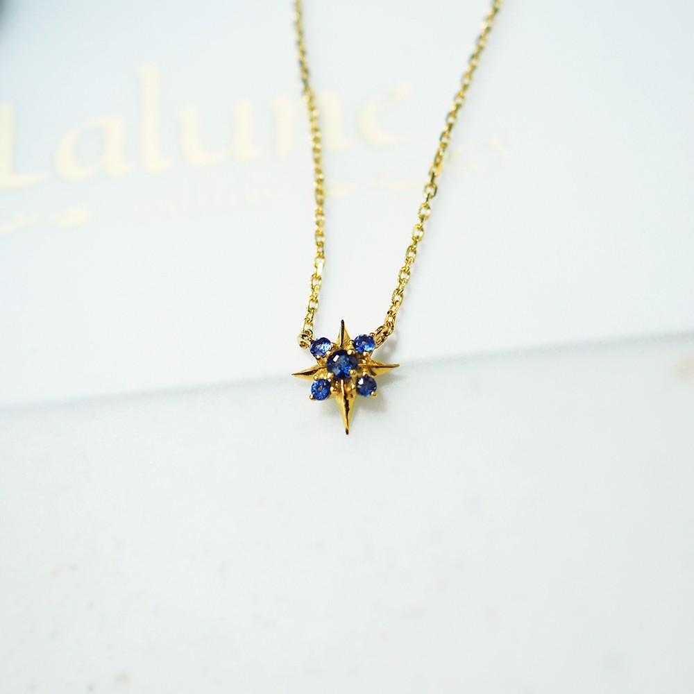 ||星空||すべてのサファイアノーザンクロスの星型は10Kゴールドの極細鎖骨チェーンです