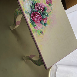 ネコ足 スツール サイドテーブル ジャビー 薔薇  手描き 家具 生成り 1枚目の画像