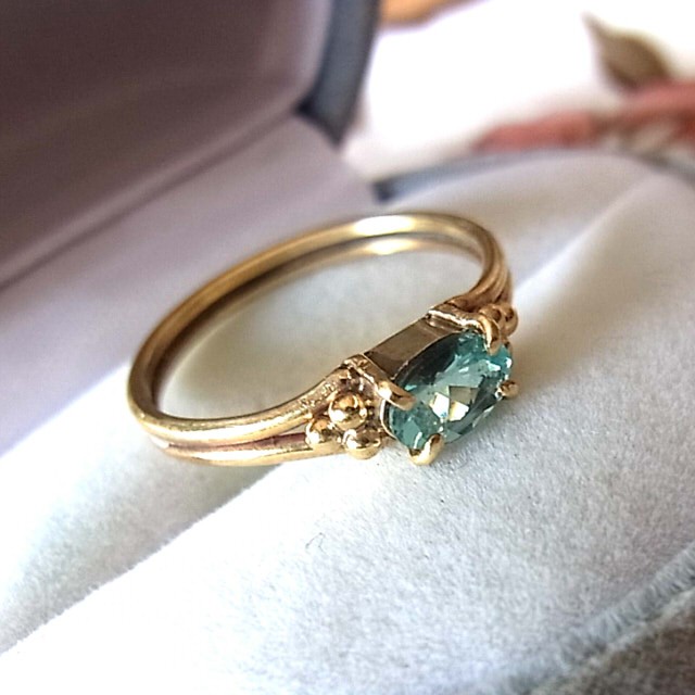 ミントグリーンアパタイト　アンティーク風リング　オーバルファセット・カット