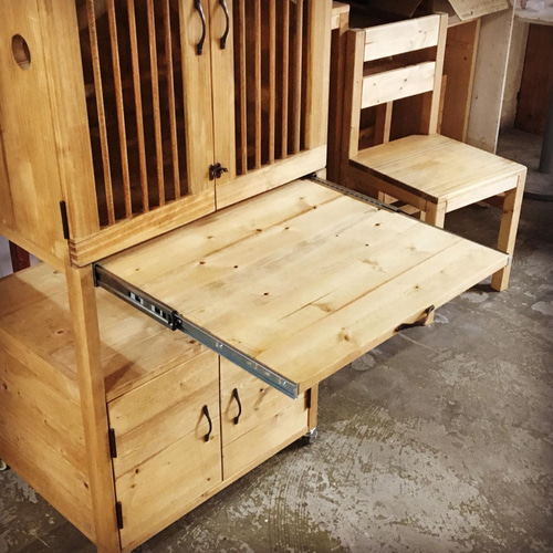 猛禽類向け木製飼育ケージ（チェスト一体型） テレビ台・テレビボード