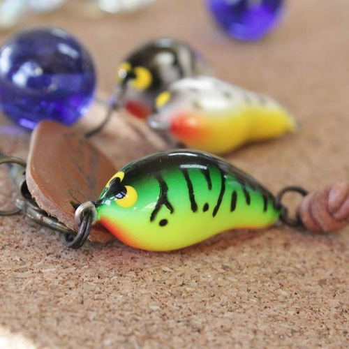 釣り好き魚好きにはたまらない！ルアー ストラップ ホットタイガー